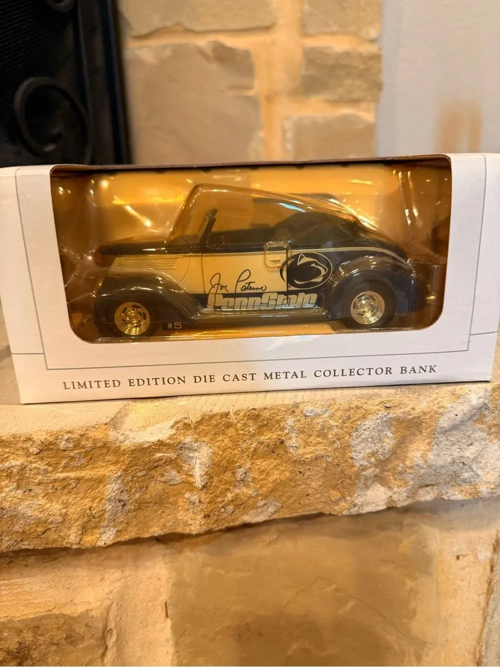 Diecast Car Bundle - green, Black & Red Models